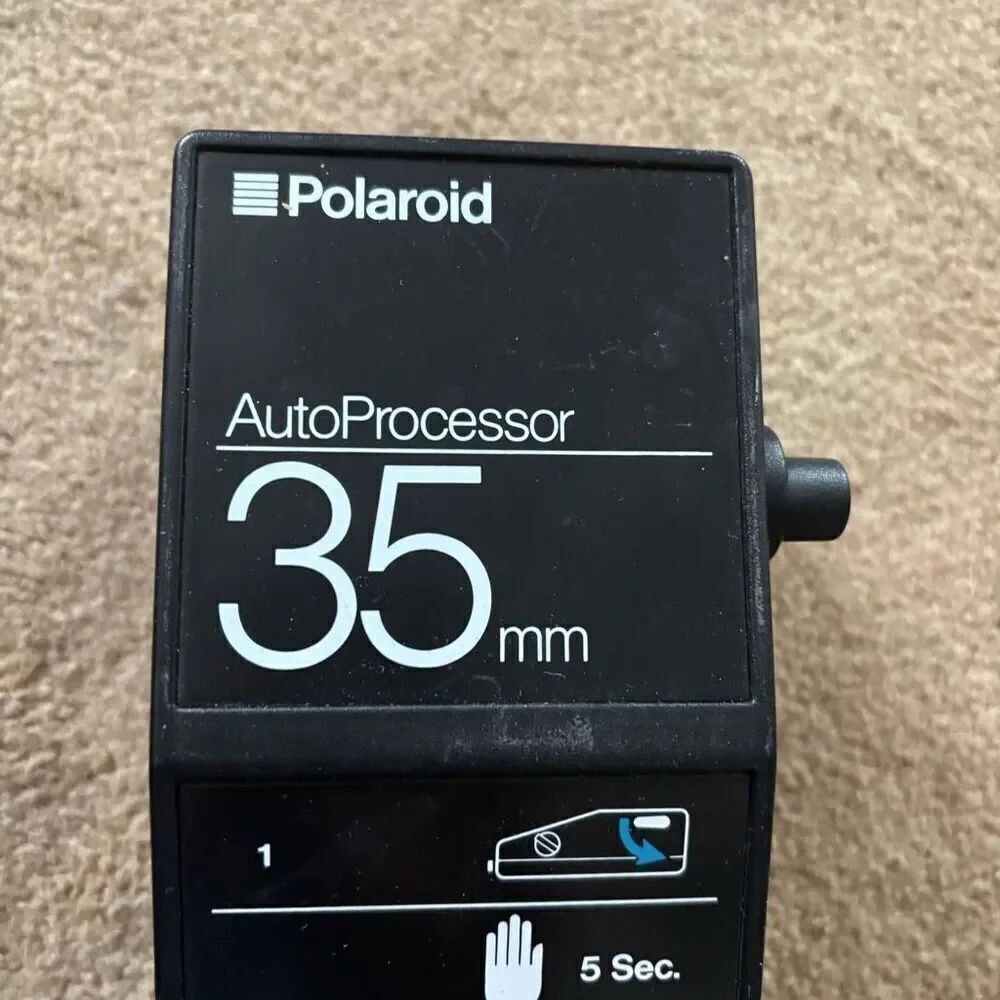 Polaroid 35mm Auto Processor - Picture 2 of 9